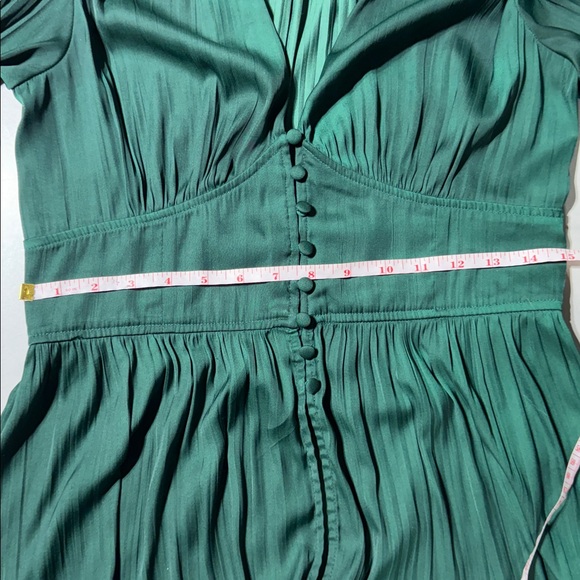 Anthropologie Deep-V Tunic Romantic Blouse Bell Sleeve Emerald Green Satin Sz S - Picture 10 of 10